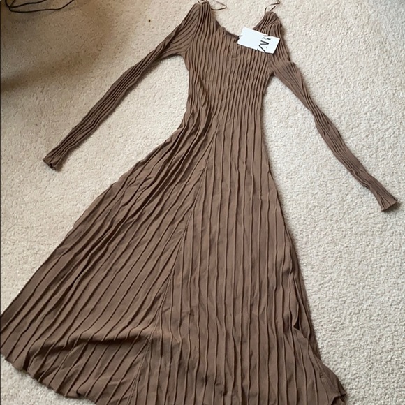 Zara Brown Dress - Picture 1 of 3